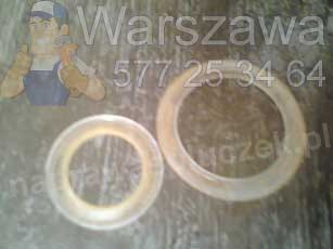 wymiana uszczelki w spłuczce